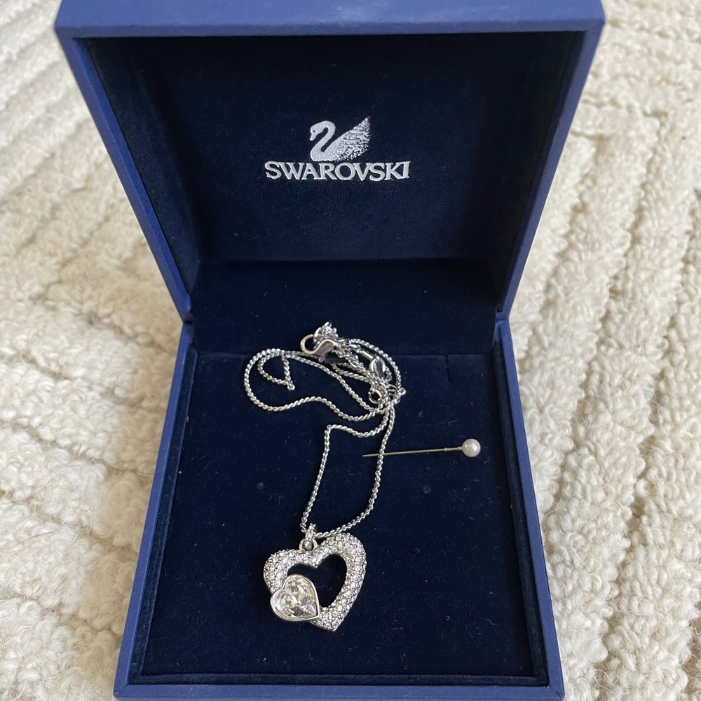 Swarovski heart shaped necklace. Brand new